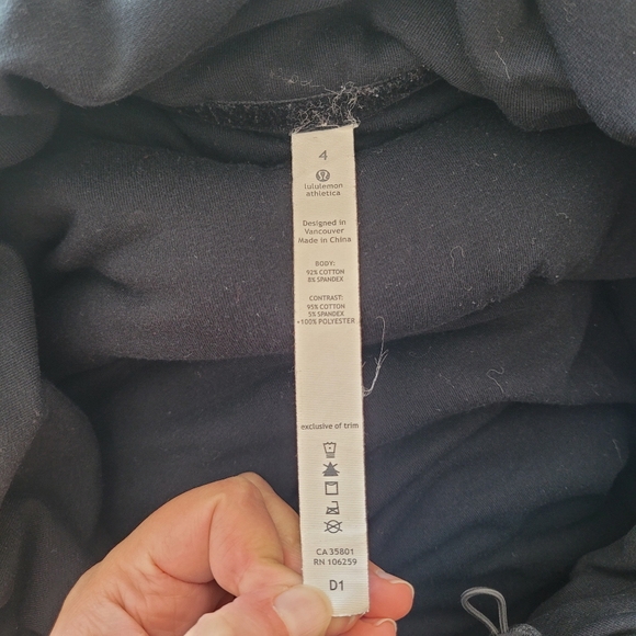 Black Lululemon Rejuvenate puffer jacket size 4 - Picture 13 of 15